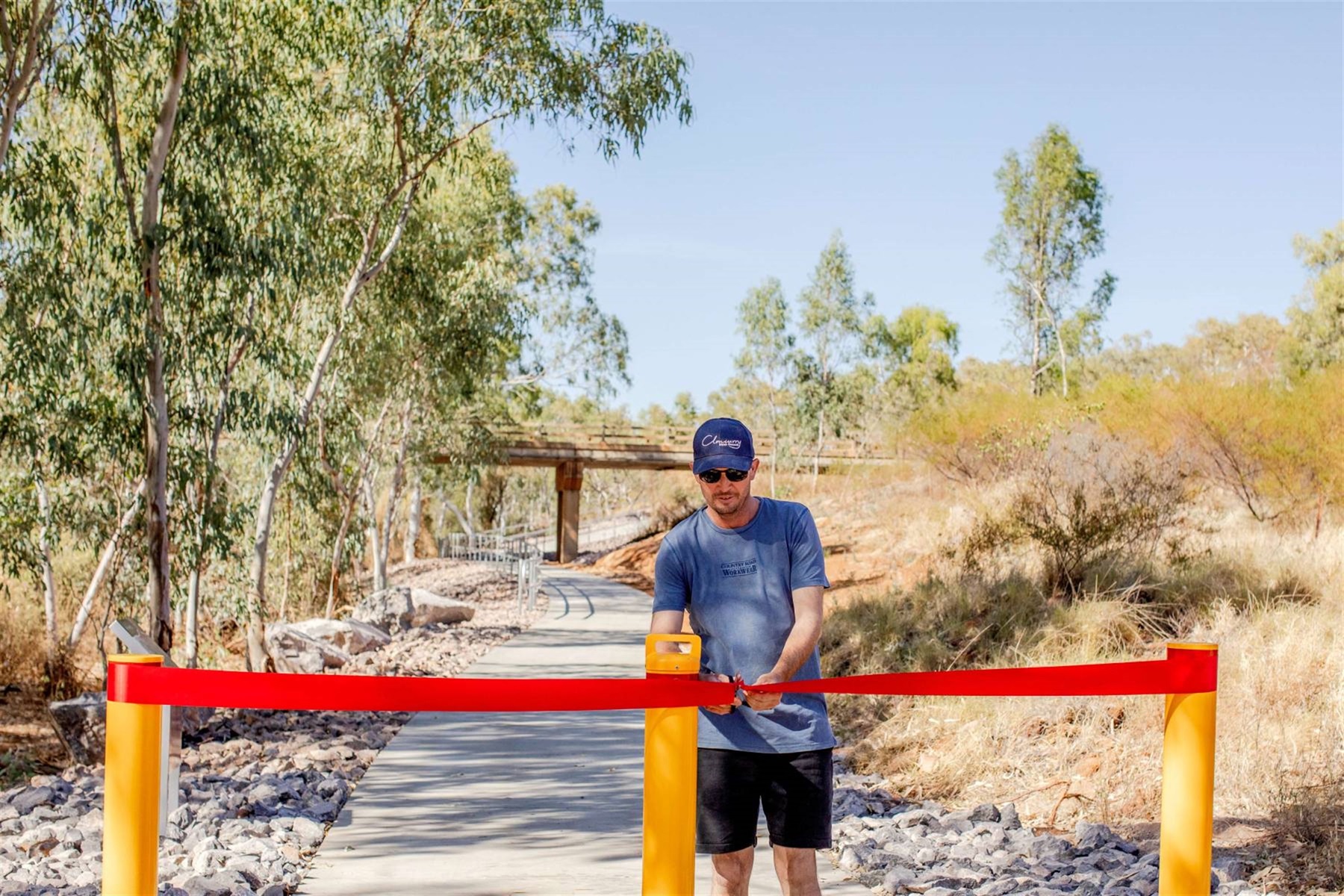 Mayor Greg Campbell opening the new Chinaman Creek Dam Eco Trail